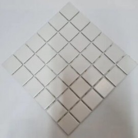 MALLA 30X30 CRISTAL BARRAS BLANCA M022*